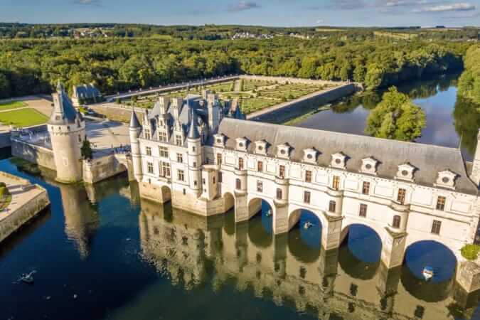 Loire Valley Castles With Wine Tasting