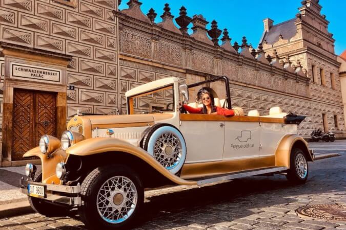 Vintage Car Tour in Prague