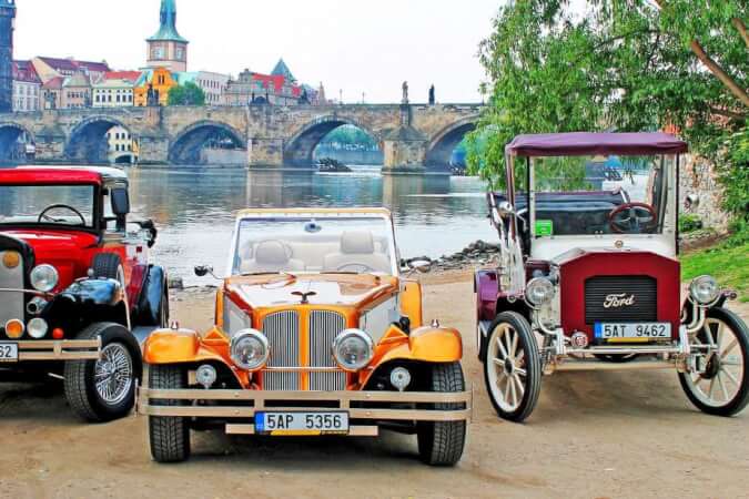 Vintage Car Tour in Prague